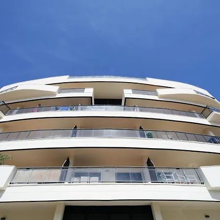 Cosmo Beach-1 By Interhome